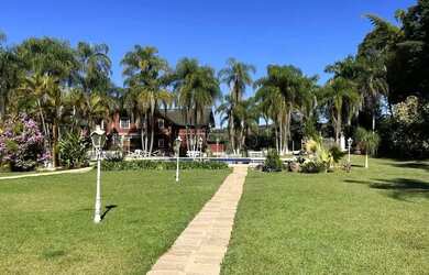 Imagem: A fazenda à venda possui e está localizado em Sítio da Moenda