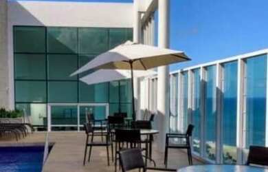 Imagem: O apartamento possui 1 Dormitório, 1 Banheiro, 1 Vaga na garagem