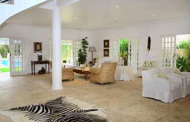 Imagem 12: Casa A VENDA no Jardim Acapulco , GUARUJÁ - frente praça