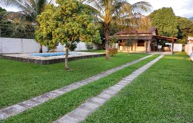 Imagem 5: CASA COLONIAL EM MARICÁ. Piscina, Varanda, 2.000m² de Áreae2 Vagas...