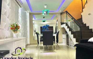 Imagem: A casa em condomínio possui 4 Dormitórios, 5 Banheiros, 2