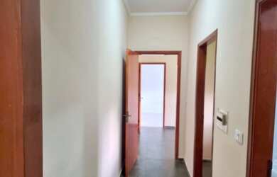 Imagem 8: Caparroz vendo - casa com terreno livre na frente