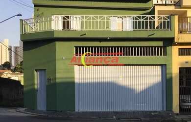 Imagem: A casa possui 2 Dormitórios, 2 Banheiros, 5 Vagas na garagem