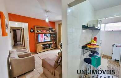 Imagem: O apartamento possui 2 Dormitórios, 1 Banheiro, 1 Vaga na garagem