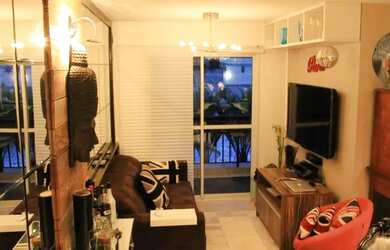 Imagem: O apartamento possui 2 Dormitórios, 1 Banheiro, 2 Vagas na