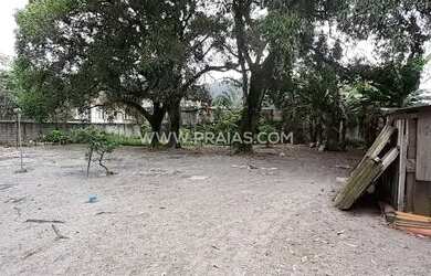 Imagem: O terreno possui 1.260m² de Área e está localizado em Balneário