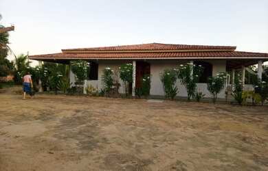 Imagem: A chácara possui 13.000m² de Área, Imóvel novo e está