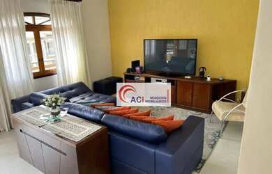 Imagem: A casa em condomínio possui 3 Dormitórios, 2 Banheiros, 5