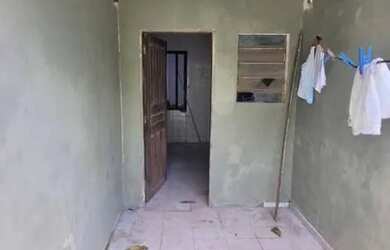 Imagem 2: Casa a venda rápido. Guarda roupa, 2 Vagas na garageme3 Dormitórios