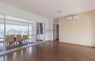 Imagem: O apartamento possui 3 Dormitórios, 5 Banheiros, 3 Vagas na