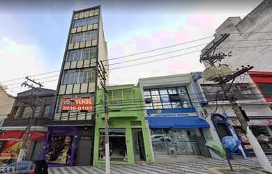 Imagem: O depósito possui 986m² de Área e está localizado em Santana