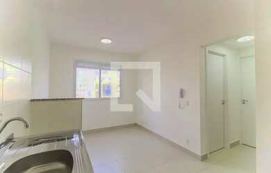 Imagem: O apartamento possui 2 Dormitórios, 1 Banheiro, 32m² de Área