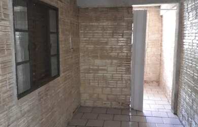 Imagem 4: Casa no centro frente mar