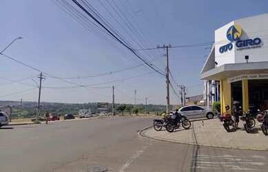 Imagem: O terreno possui 270m² de Área, Imóvel novo e está localizado