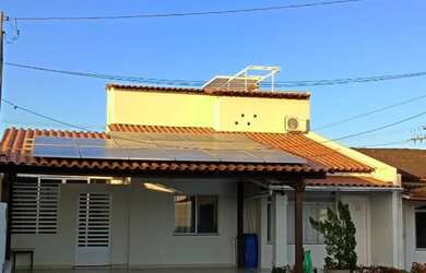 Imagem: A casa em condomínio à venda possui 3 Dormitórios, 3 Banheiros
