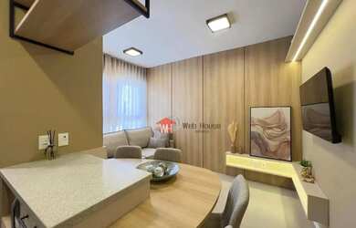 Imagem: O apartamento possui 2 Dormitórios, 1 Banheiro, 1 Vaga na garagem