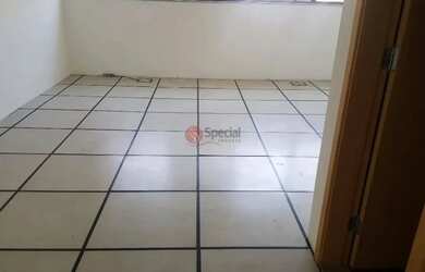 Imagem: O depósito possui 1 Vaga na garagem, 33m² de Área e está