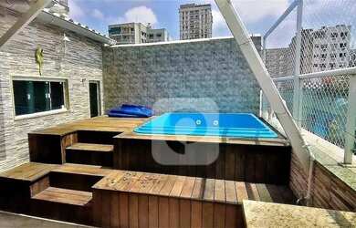 Imagem: A casa em condomínio possui 4 Dormitórios, 5 Banheiros, 4