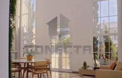 Imagem: A casa possui 4 Dormitórios, 5 Banheiros, 3 Vagas na garagem