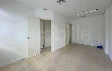 Imagem 8: Sala comercial no Centro Empresarial Embraed em Itajaí