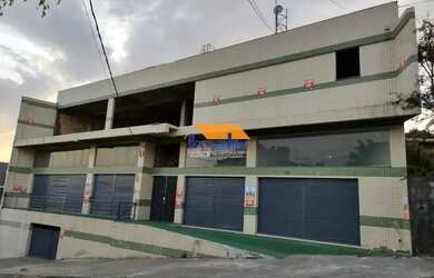 Imagem: O depósito possui 1.100m² de Área e está localizado em