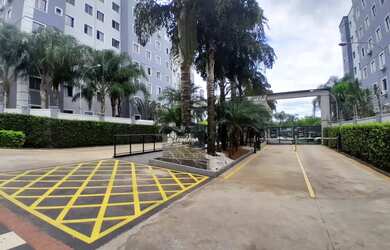 Imagem: O apartamento possui 2 Dormitórios, 1 Banheiro, 1 Vaga na garagem