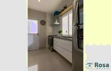 Imagem: A casa possui 3 Dormitórios, 1 Banheiro, 2 Vagas na garagem