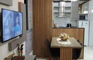 Imagem: O apartamento possui 2 Dormitórios, 1 Banheiro, 1 Vaga na garagem