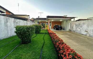 Imagem: A casa em condomínio possui 3 Dormitórios, 4 Banheiros, 5