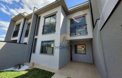 Imagem: A casa possui 3 Dormitórios, 1 Banheiro, 1 Vaga na garagem