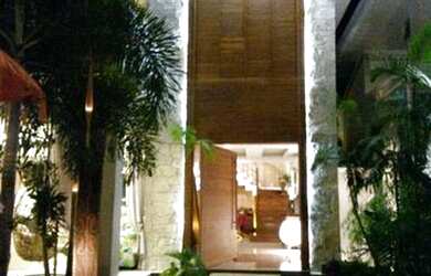 Imagem: A casa em condomínio possui 5 Dormitórios, 5 Banheiros, 3