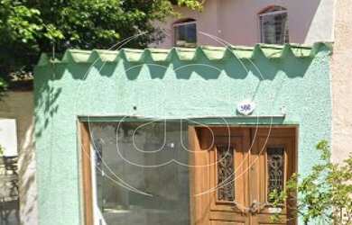 Imagem: O depósito possui 110m² de Área e está localizado em Santo