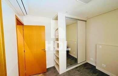 Imagem 9: OPORTUNIDADE Apartamento para venda possui 226 metros quadrados