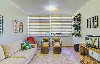 Imagem: O apartamento possui 4 Dormitórios, 2 Banheiros, 107m² de