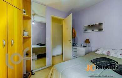 Imagem 12: Apartamento com 95 m², 3 Dormitórios sendo 1 suíte com banheira, Sala com dois ambientes