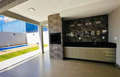 Imagem 1: Descubra o Luxo e Conforto desta casa de Alto Padrão no Novo Mundo: 3 Quartos, Suíte Maste