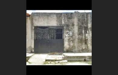 Imagem: A casa possui 1 Dormitório, 1 Banheiro, 1 Vaga na garagem e