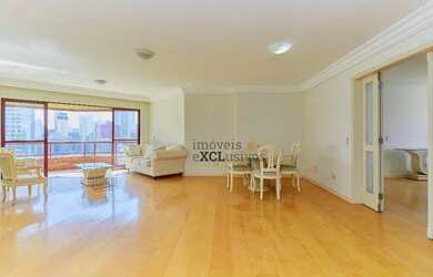 Imagem: O apartamento possui 3 Dormitórios, 3 Banheiros, 2 Vagas na