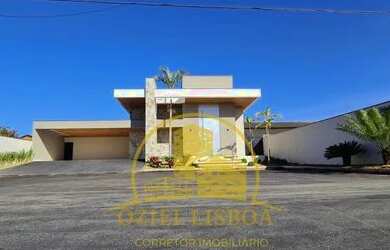 Imagem: A casa em condomínio possui 4 Dormitórios, 5 Banheiros, 5