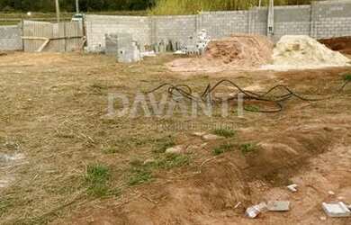 Imagem: O terreno possui 8996m² de Área e está localizado em Chácaras