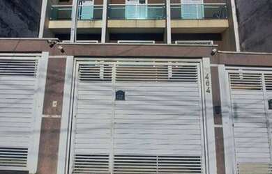 Imagem: A casa possui 3 Dormitórios, 3 Banheiros, 1 Vaga na garagem