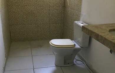 Imagem 2: Alugo apto 1 quarto. Área de serviço, 1 Banheiroe1 Dormitório