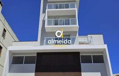 Imagem: O apartamento possui 2 Dormitórios, 2 Banheiros, 2 Vagas na