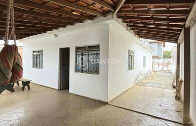 Imagem 2: Casa à Venda - Bairro Independência, Montes Claros