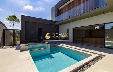Imagem 10: Casa de Luxo no Condomínio Alphaville II