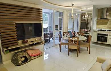 Imagem: O apartamento possui 3 Dormitórios, 2 Banheiros, 2 Vagas na