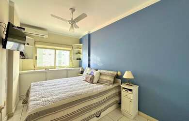 Imagem 13: Apartamento 1 dormitório, sacada, de frente, churrasqueira, box, no Bairro...