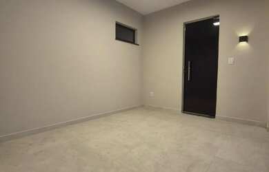 Imagem 7: Excelente casa com piscina localizada no bairro Papagaio