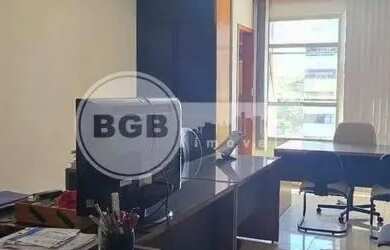 Imagem: O depósito possui 30m² de Área e está localizado em Barro