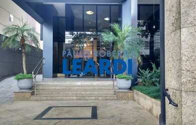 Imagem: O depósito possui 4 Vagas na garagem, 100m² de Área e está